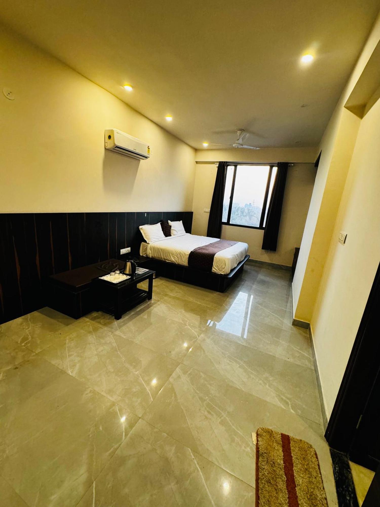 Hotel Karma Divisione di Divisione di Jaipur Esterno foto