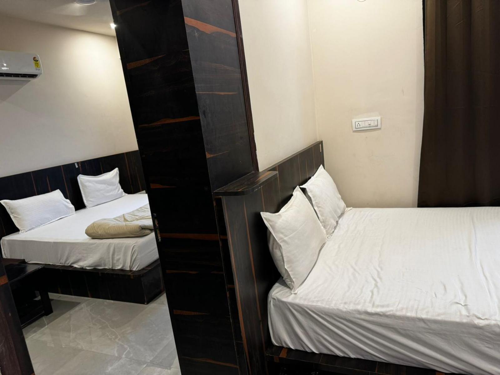 Hotel Karma Divisione di Divisione di Jaipur Esterno foto