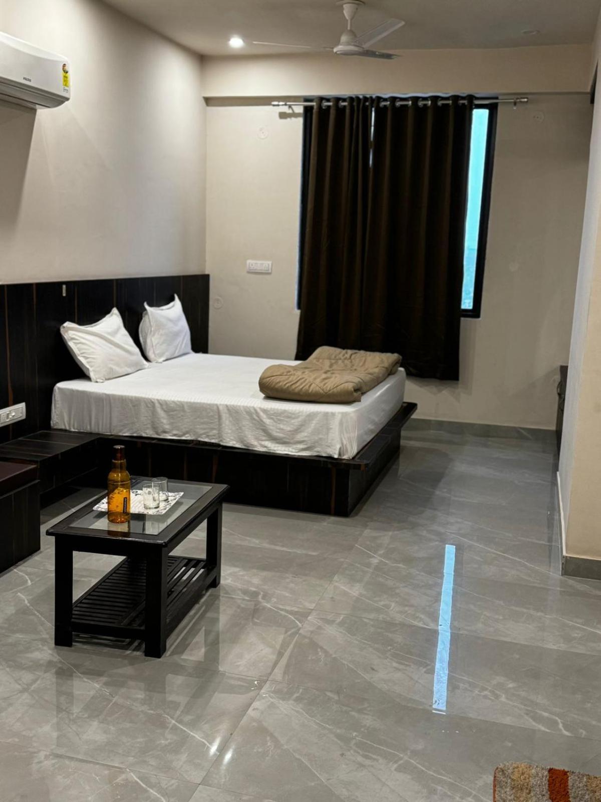 Hotel Karma Divisione di Divisione di Jaipur Esterno foto