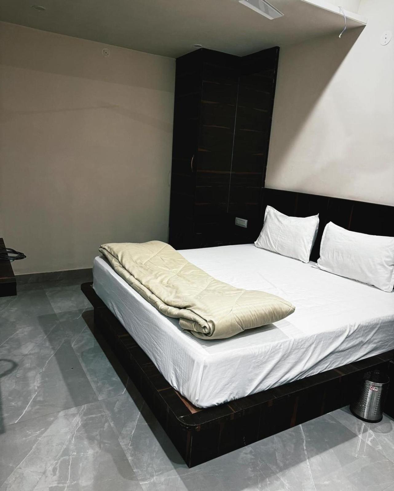 Hotel Karma Divisione di Divisione di Jaipur Esterno foto